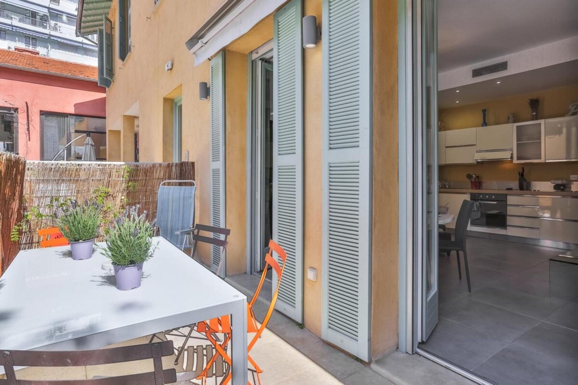 France 82 D - 2 Rooms - Terrace - 1 Min To The Sea Nice Exterior photo