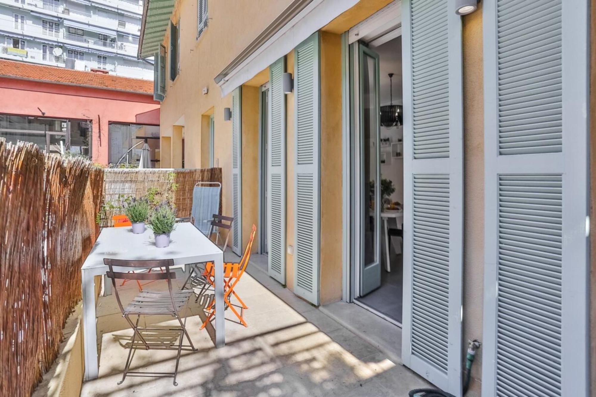 France 82 D - 2 Rooms - Terrace - 1 Min To The Sea Nice Exterior photo